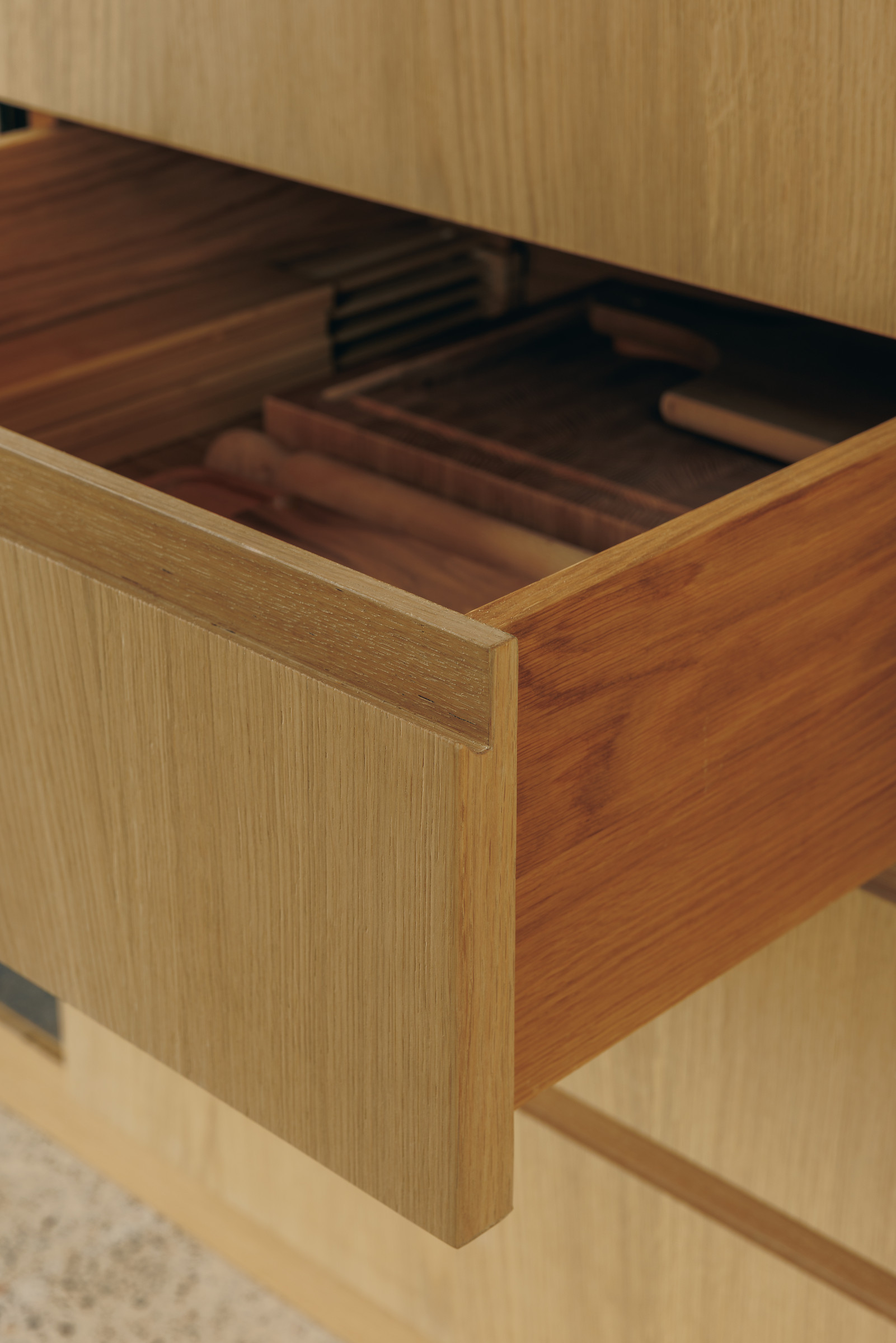 Ord — 20 — drawer joinery